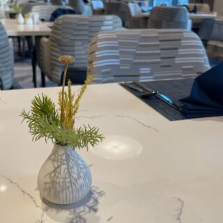 table arrangement at restaurant